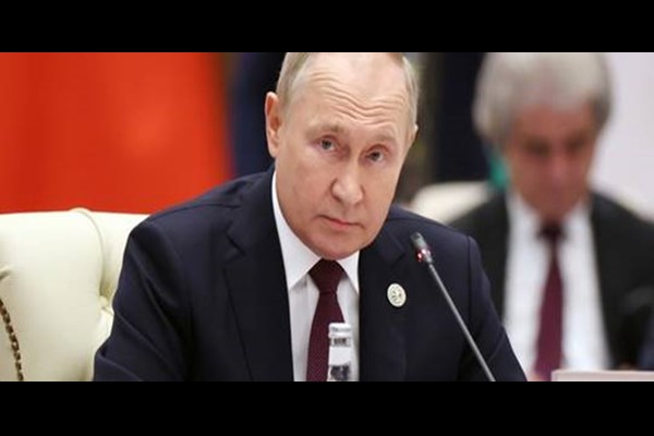 پوتین: روسیه می‌تواند هر کالایی را که بخواهد تولید کند 