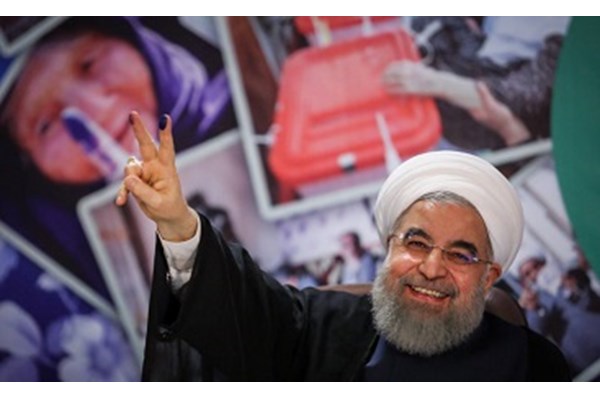 افشاگری یک خواننده درباره تبلیغات انتخاباتی حسن روحانی!