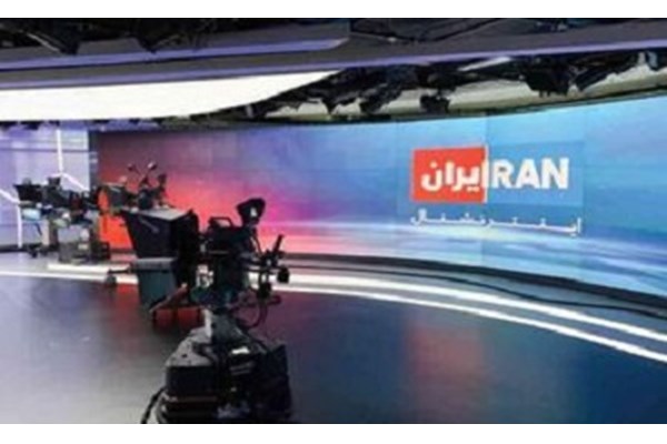 کف و سوت رسانه وهابی برای سرمقاله روزنامه داخلی! 