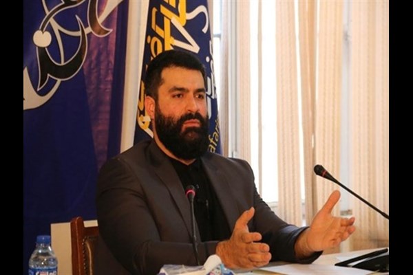 دولت گام‌های خوبی در عرصه سیاست خارجی و اقتصاد برداشته است/ گفتگو با غرب باید از موضع قدرت باشد