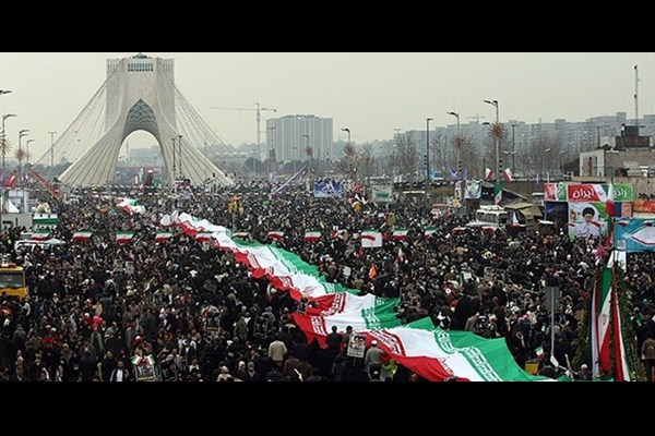 حضور گسترده و میلیونی ایرانیان در جشن 45 سالگی انقلاب 