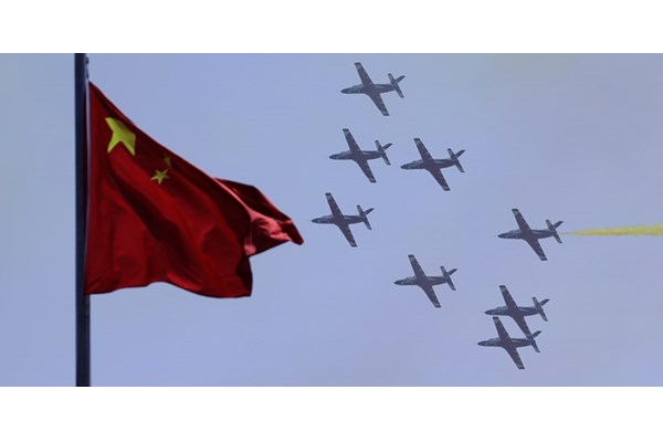 بلومبرگ: حملات ویرانگر چین قادر است ۹۰۰ هواپیمای جنگی آمریکا را نابود کند 