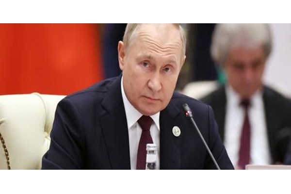 پوتین: روسیه می‌تواند هر کالایی را که بخواهد تولید کند 