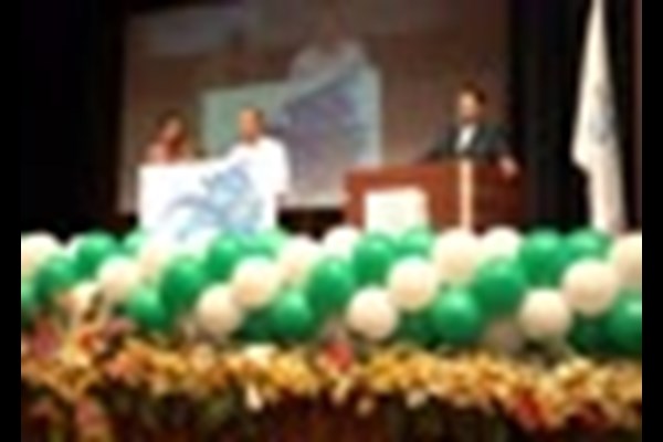 برگزاری جشن «ولایت» برای کودکان بی‌سرپرست در قم