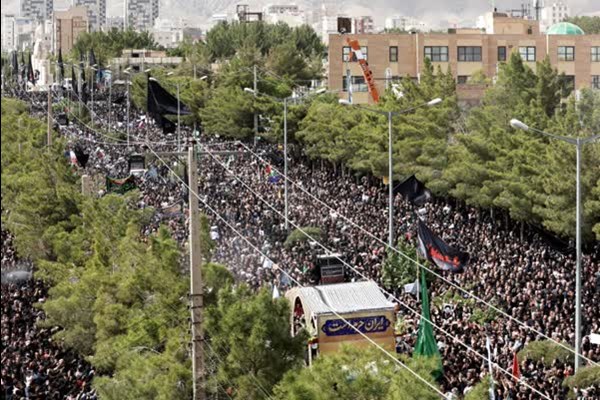 خراسان جنوبی تمام قد در میدان وداع رئیس جمهور شهید