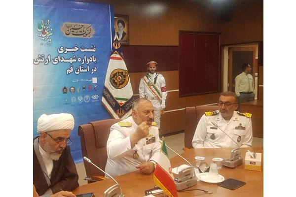جانشین فرمانده نیروی دریایی ارتش: هیچ نیروی خارجی اجازه ورود به آب‌های کشور را ندارد