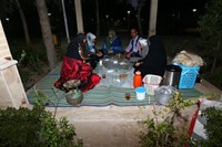 افطار شهروندان قمی در روز سیزده به در